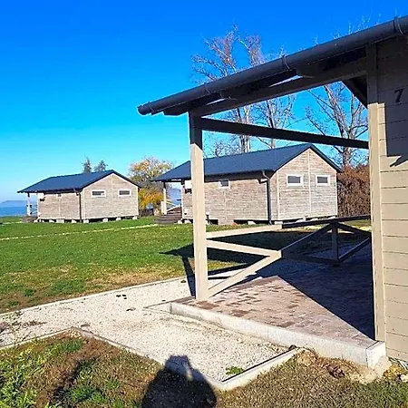 Bed & Breakfast Napsugár Club és Panzió Fonyód