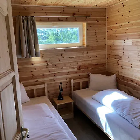 Napsugár Club és Panzió Fonyód