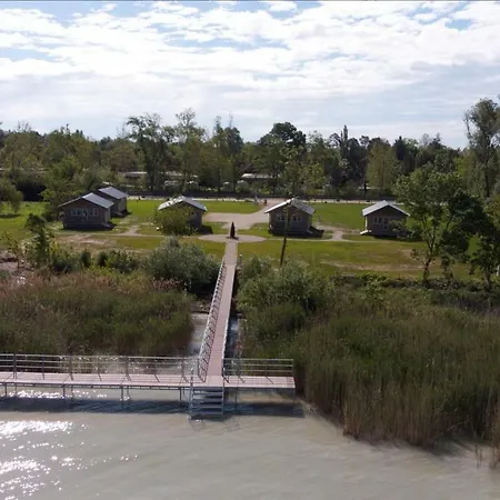 فندق مبيت وإفطار Napsugar Club Es Panzio