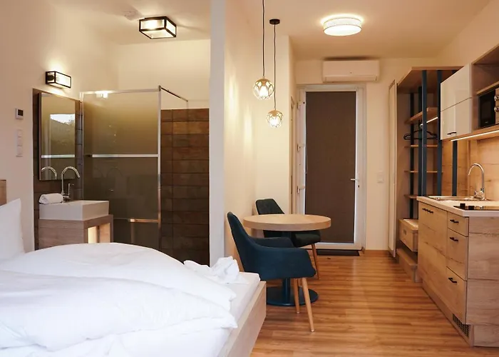 Bed & Breakfast Napsugar Club Es Panzio 3*