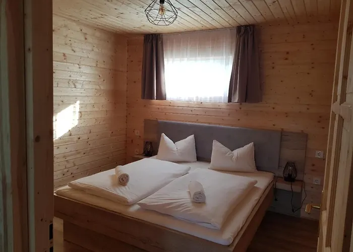 Napsugár Club és Panzió Panzió 3*