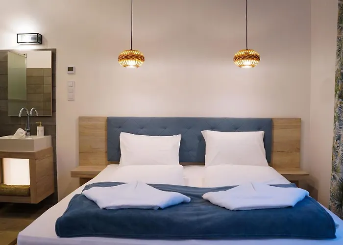 Napsugár Club és Panzió 3* Fonyód