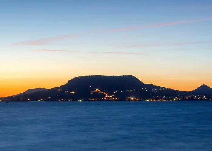 Napsugar Club Es Panzio 3* Fonyód