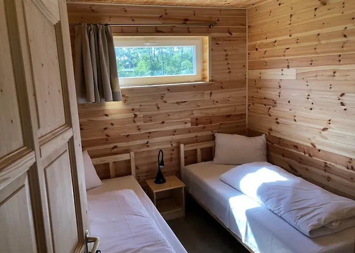 Napsugár Club és Panzió Fonyód