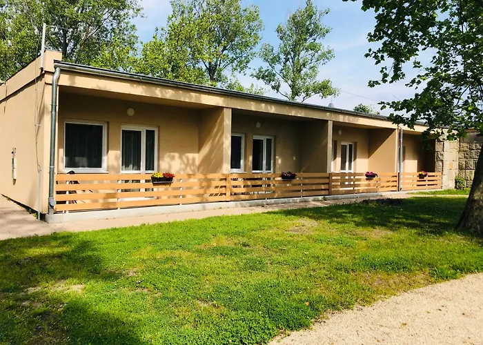 Napsugár Club és Panzió Fonyód